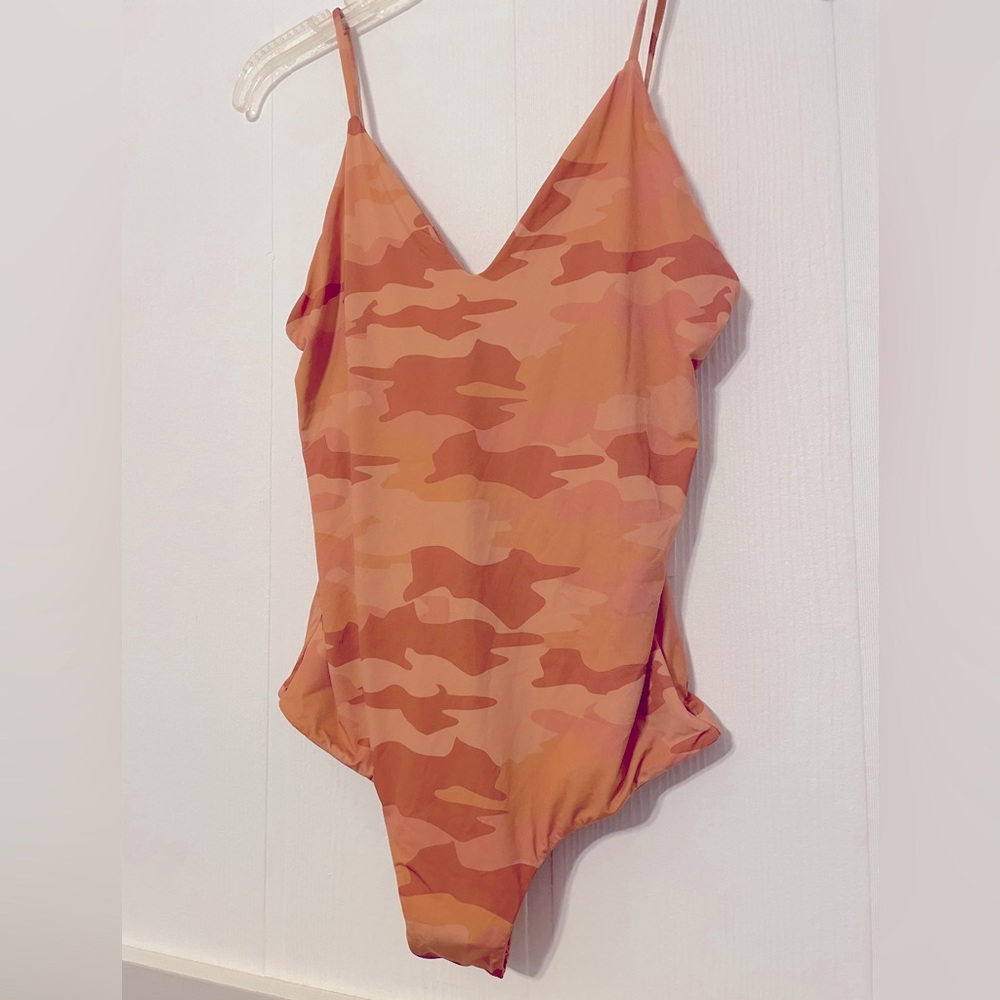 NWT MAI everyday bodysuit size L